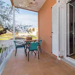 Malvazios Mavrovouni House Right *