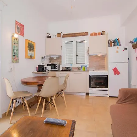 Mavrovouni House Right Apartment Gythio