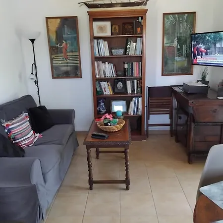 Mavrovouni House Right Apartment Gythio