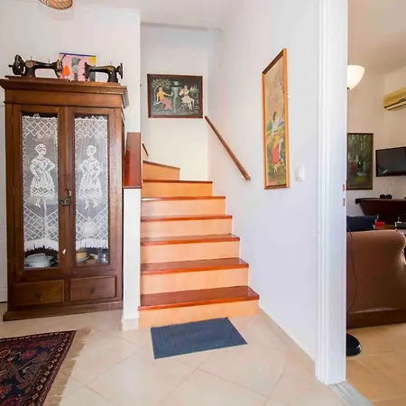 Malvazios Mavrovouni House Right 公寓