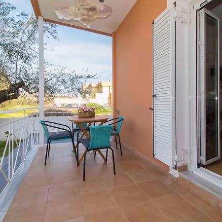 Mavrovouni House Right *