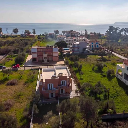Malvazios Mavrovouni House Right * Gythio